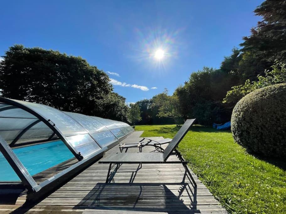 Le Gite Marie-Galante : Belle Maison D'Hotes Avec Acces Piscine En Ete Lanmeur Exterior foto